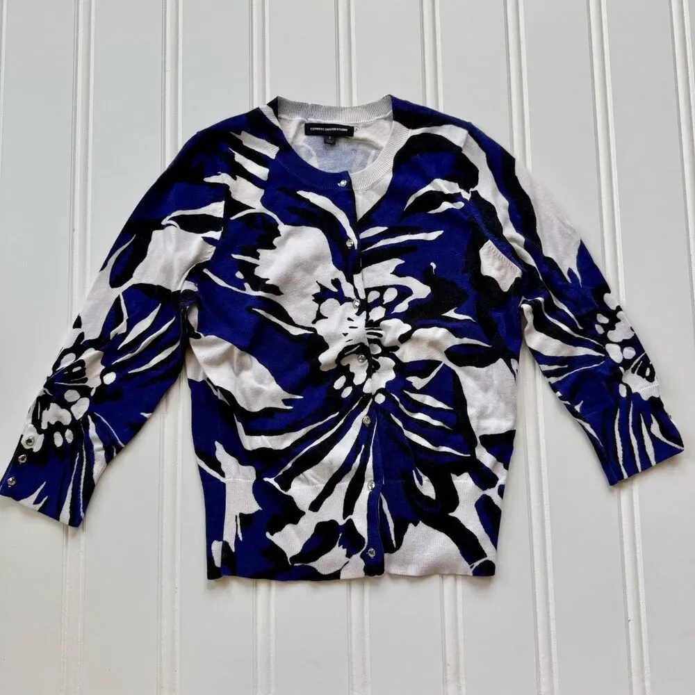 Express Design Studio Floral Print 3/4 Sleeve Cardigan Sweater